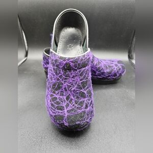 Purple Textured Clog Shoes - Women's Slip-On Comfort